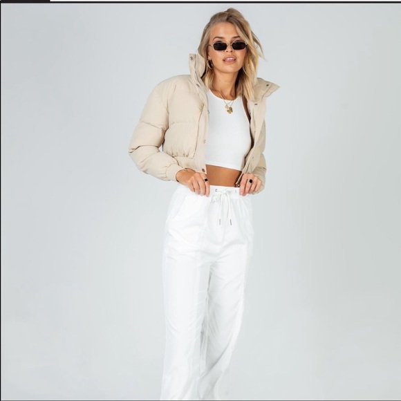 Princess Polly Satori Puffer Bomber Jacket Beige - Picture 2 of 4